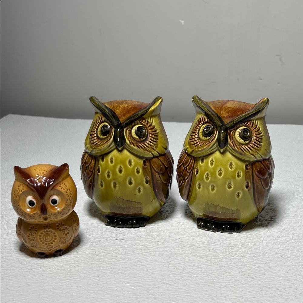Vintage MCM Ceramic Owl Salt and Pepper Shakers Decor Lego Japan
